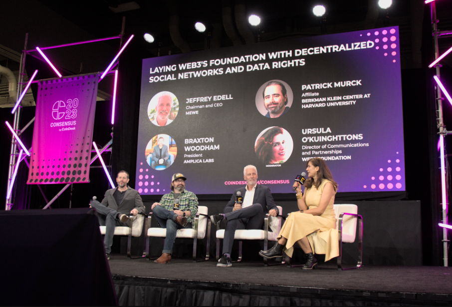 從MeWe到TikTok：Edell在《滾石》評論文章中的 圖片