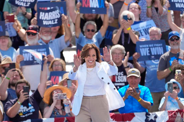 伯恩斯坦：卡馬拉·哈里斯表現(xiàn)優(yōu)于特朗普，Bit 圖片