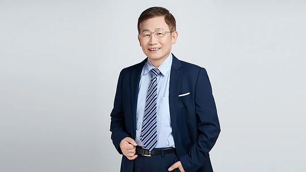 DeepSeek-R1超高幻覺率解析：為何大模型總“胡 圖片